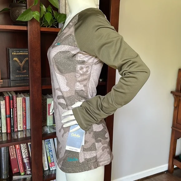 NWT Cabelas Outfit Her camo top - Picture 1 of 10